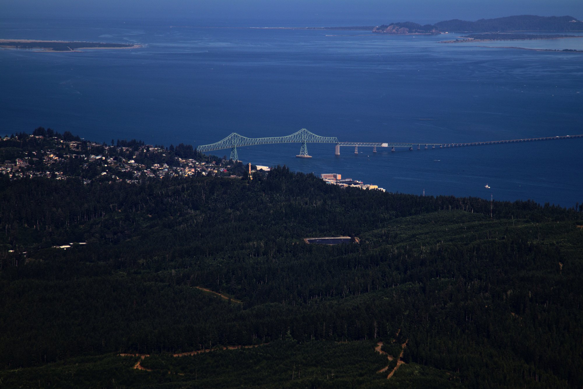 The view from the Astoria Column over Astoria, the Columbia River and the Astoria-Megler Bridge